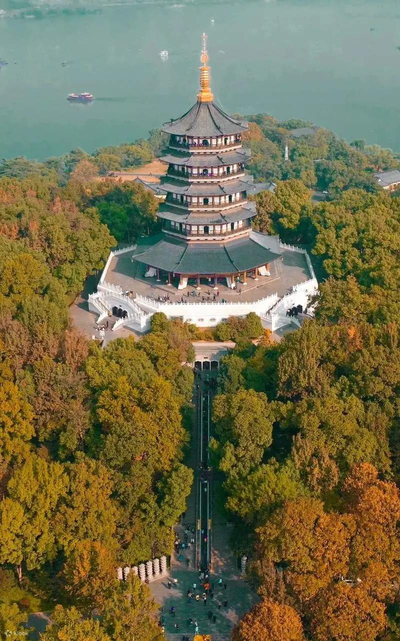 Top floor observation deck -- West Lake panorama
